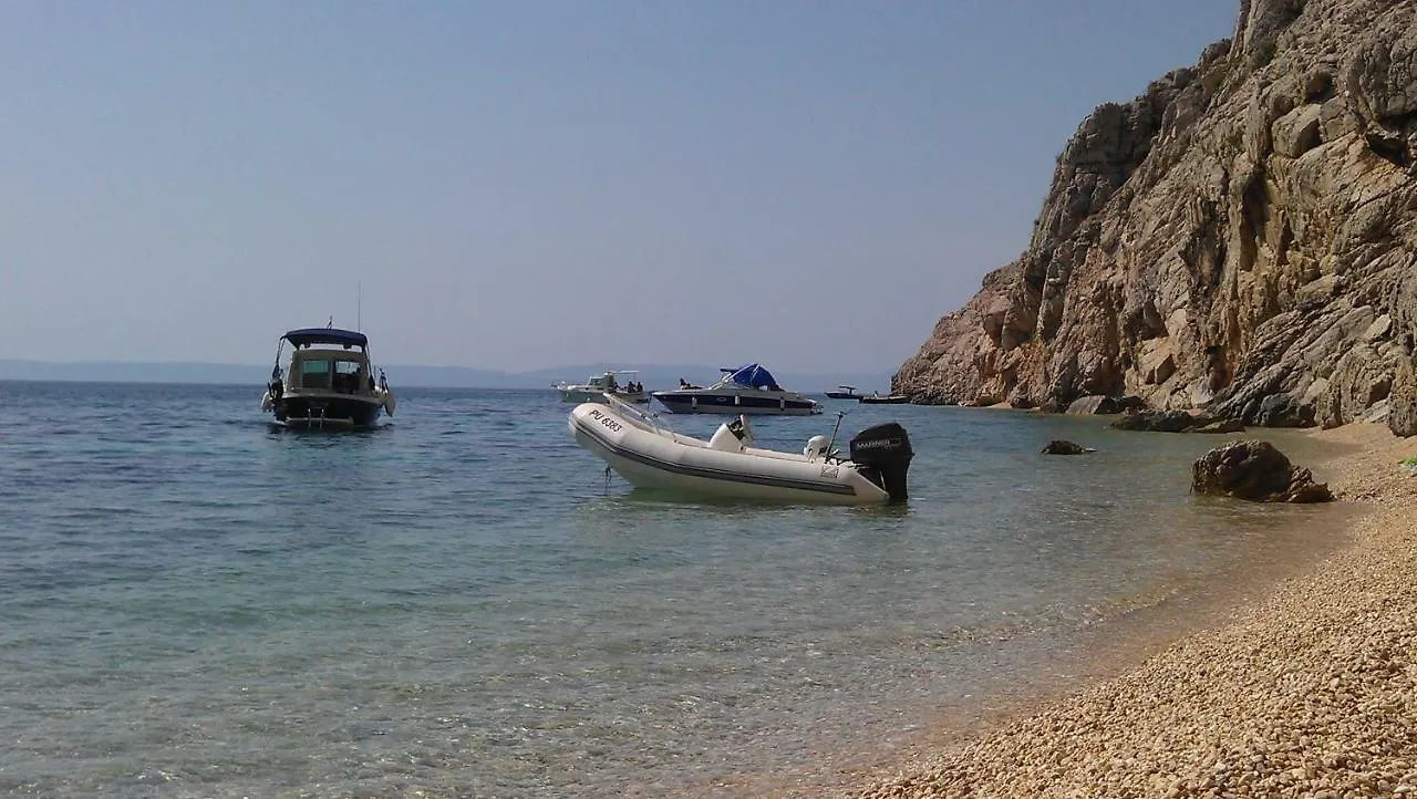 Apartmani Barbalic Dario Baska  0*, Baska (Krk)