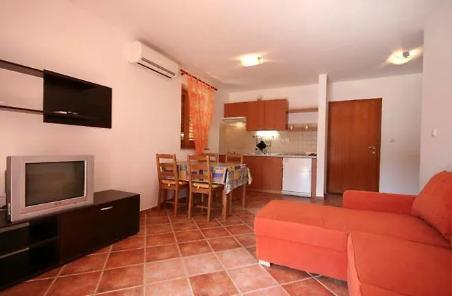 Apartment Apartmani Barbalic Dario Baska  Croatia
